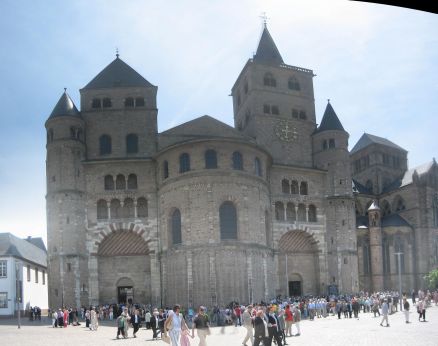 IMG_1114-IMG_1117_Trier_church