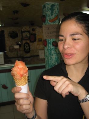IMG_2491_Cynthia_y_IceCream_con_Chili