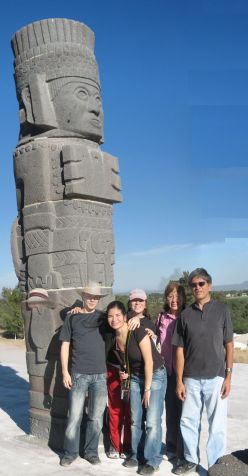 IMG_2769-IMG_2771_Group_Picture_y_Tula_Toltem